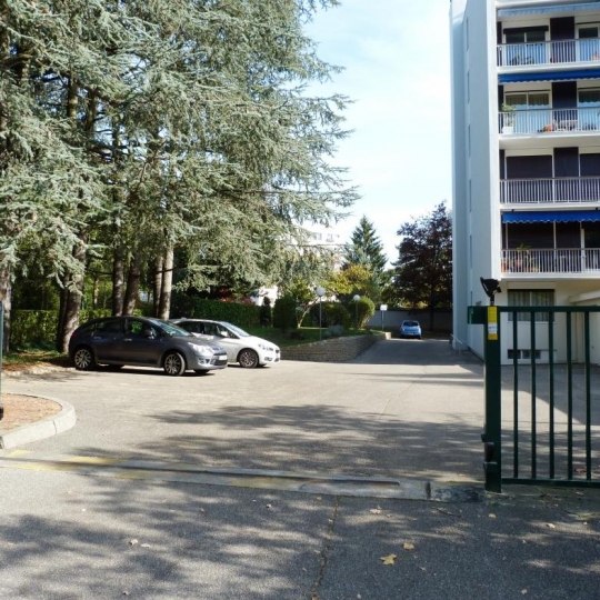  FRANCHEVILLE IMMOBILIER : Appartement | ECULLY (69130) | 76 m2 | 635 € 