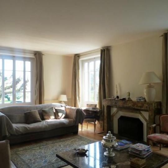  FRANCHEVILLE IMMOBILIER : Maison / Villa | CHAPONOST (69630) | 230 m2 | 930 000 € 