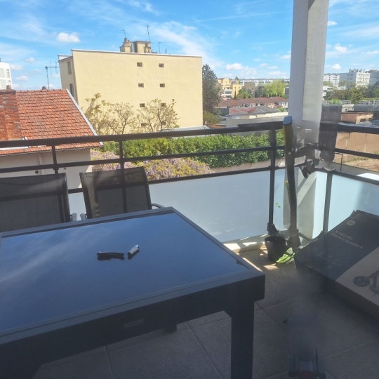  FRANCHEVILLE IMMOBILIER : Appartement | BRON (69500) | 62 m2 | 221 200 € 