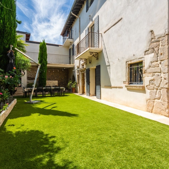  FRANCHEVILLE IMMOBILIER : House | MILLERY (69390) | 267 m2 | 750 000 &euro; 