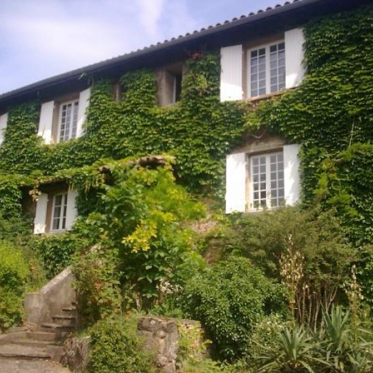  FRANCHEVILLE IMMOBILIER : Maison / Villa | DOMMARTIN (69380) | 150 m2 | 785 000 &euro; 