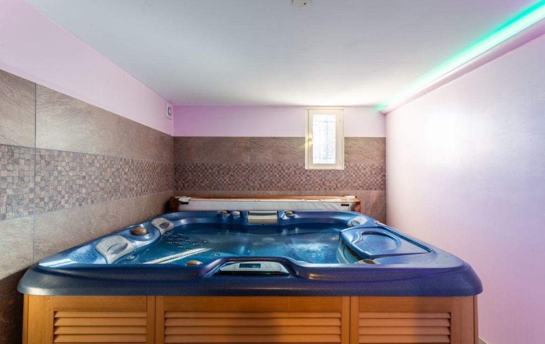 FRANCHEVILLE IMMOBILIER : Maison / Villa | VERNAISON (69390) | 158 m2 | 715 000 € 