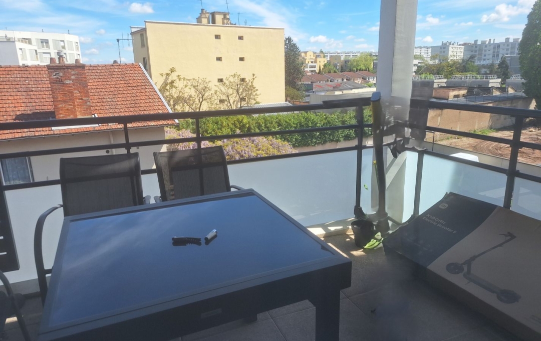 FRANCHEVILLE IMMOBILIER : Appartement | BRON (69500) | 62 m2 | 221 200 € 
