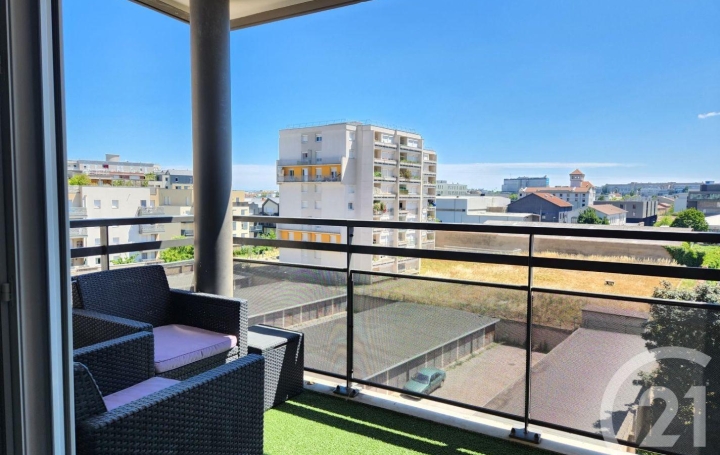 Appartement P3 VILLEURBANNE 57 m2 1 080 € Appartement P3 VILLEURBANNE 57 m2 1 080 €