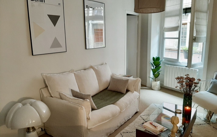 Appartement P2 LYON 40 m2 249 600 € Appartement P2 LYON 40 m2 249 600 €